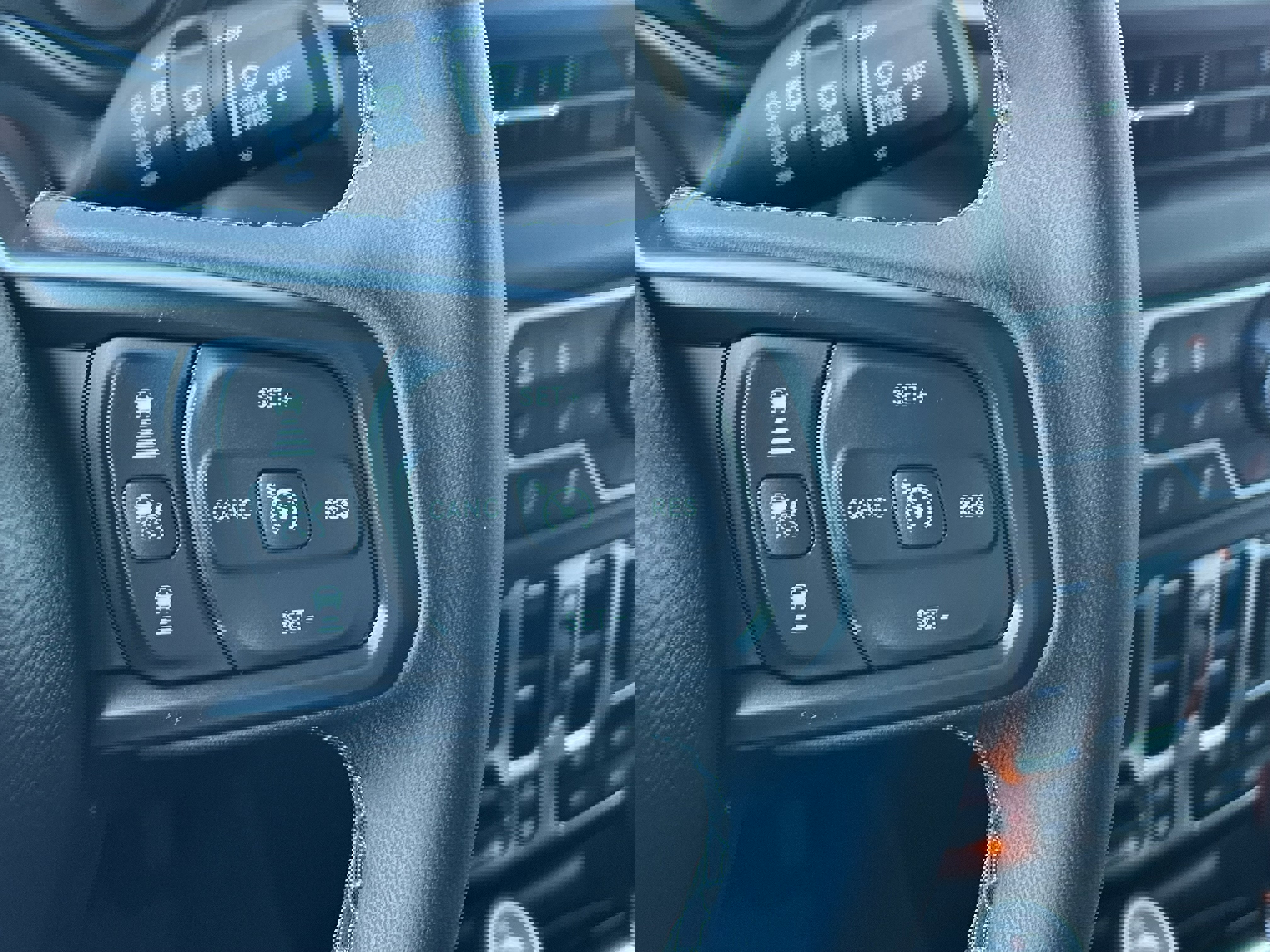 New 2026 Jeep Wrangler Unlimited Rubicon w/ Technology Group image 32