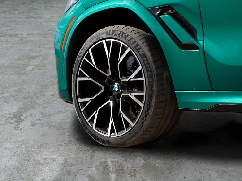 Used 2025 BMW X6 M Competition w/ Executive Package image 13