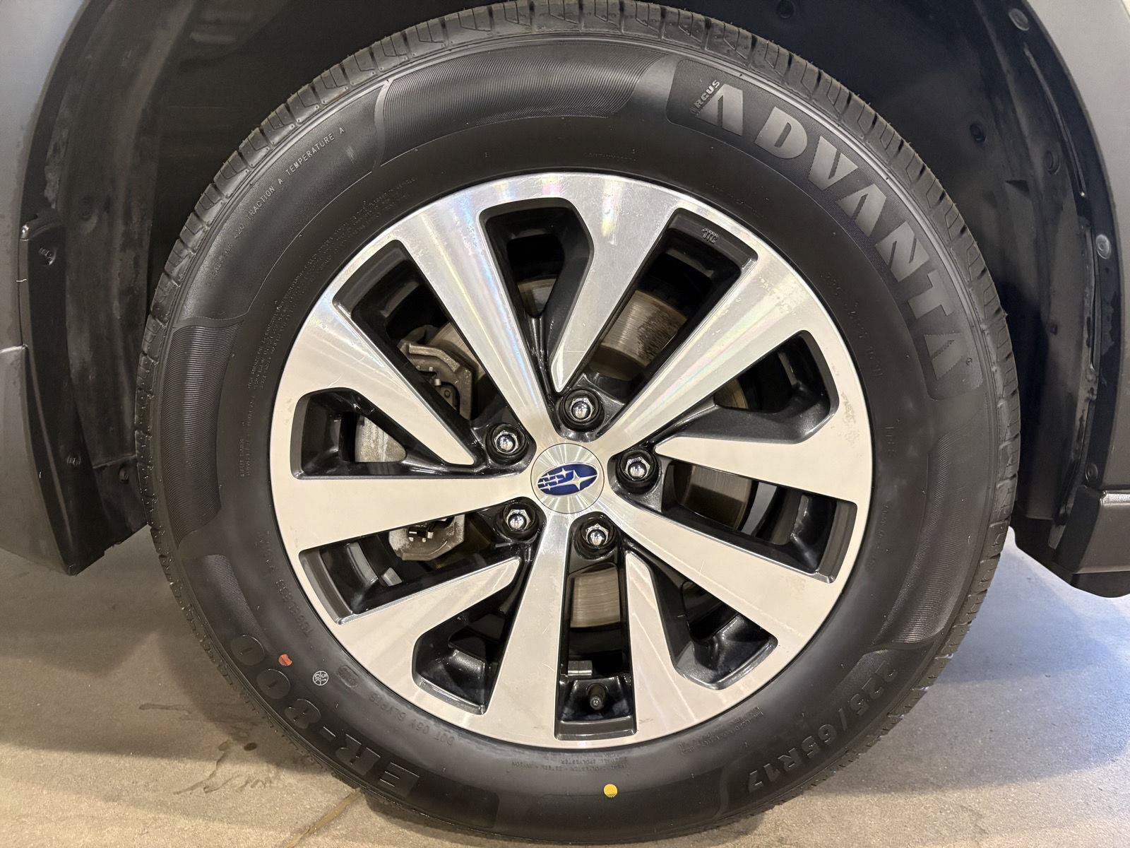 Used 2020 Subaru Outback AWD/4WD image 48