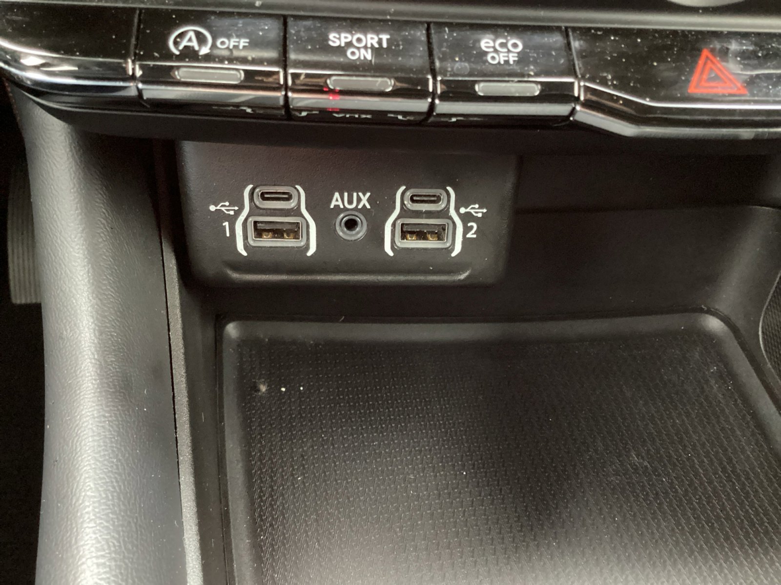 Used 2023 Dodge Durango GT image 25