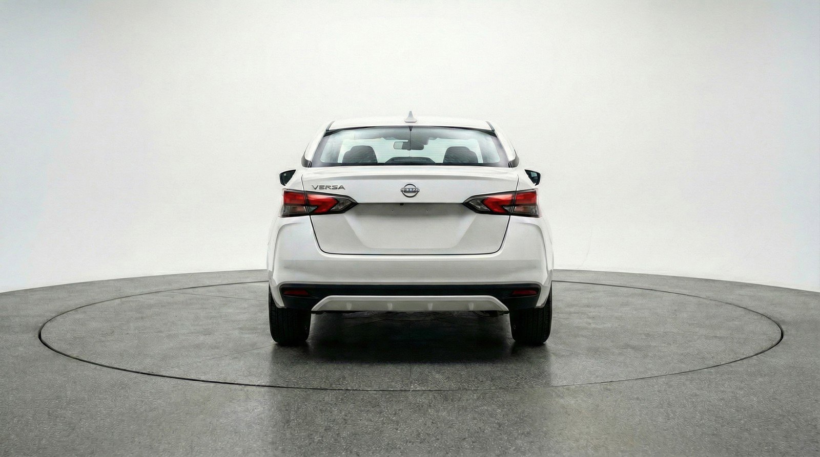 Used 2025 Nissan Versa SV FWD image 7
