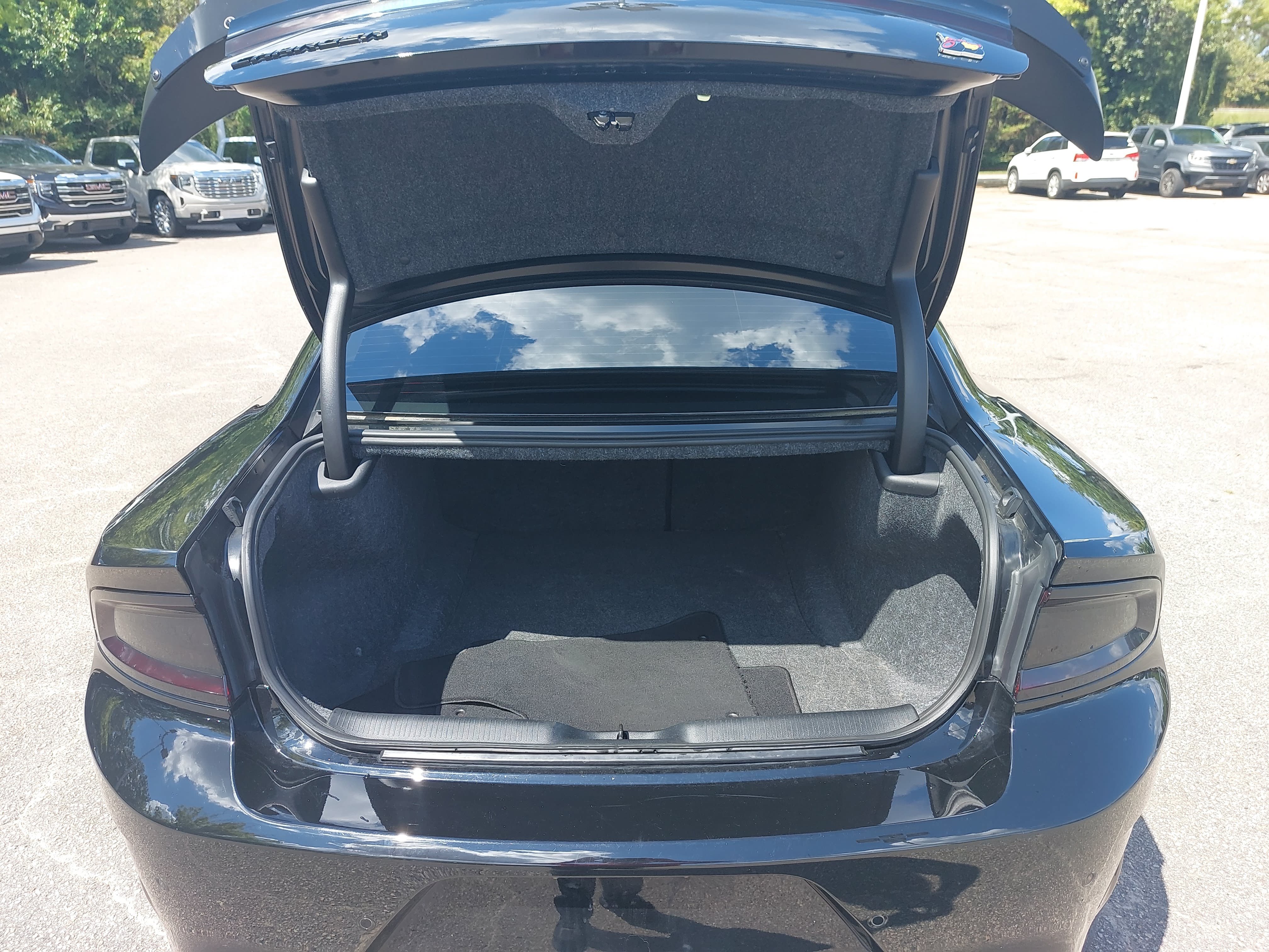 Used 2023 Dodge Charger Scat Pack RWD image 10