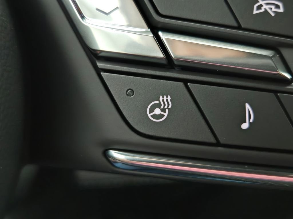 New 2026 Buick Enclave Sport Touring w/ Power Package image 8