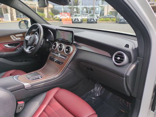 Used 2023 Mercedes-Benz GLC 300 4MATIC Coupe image 30