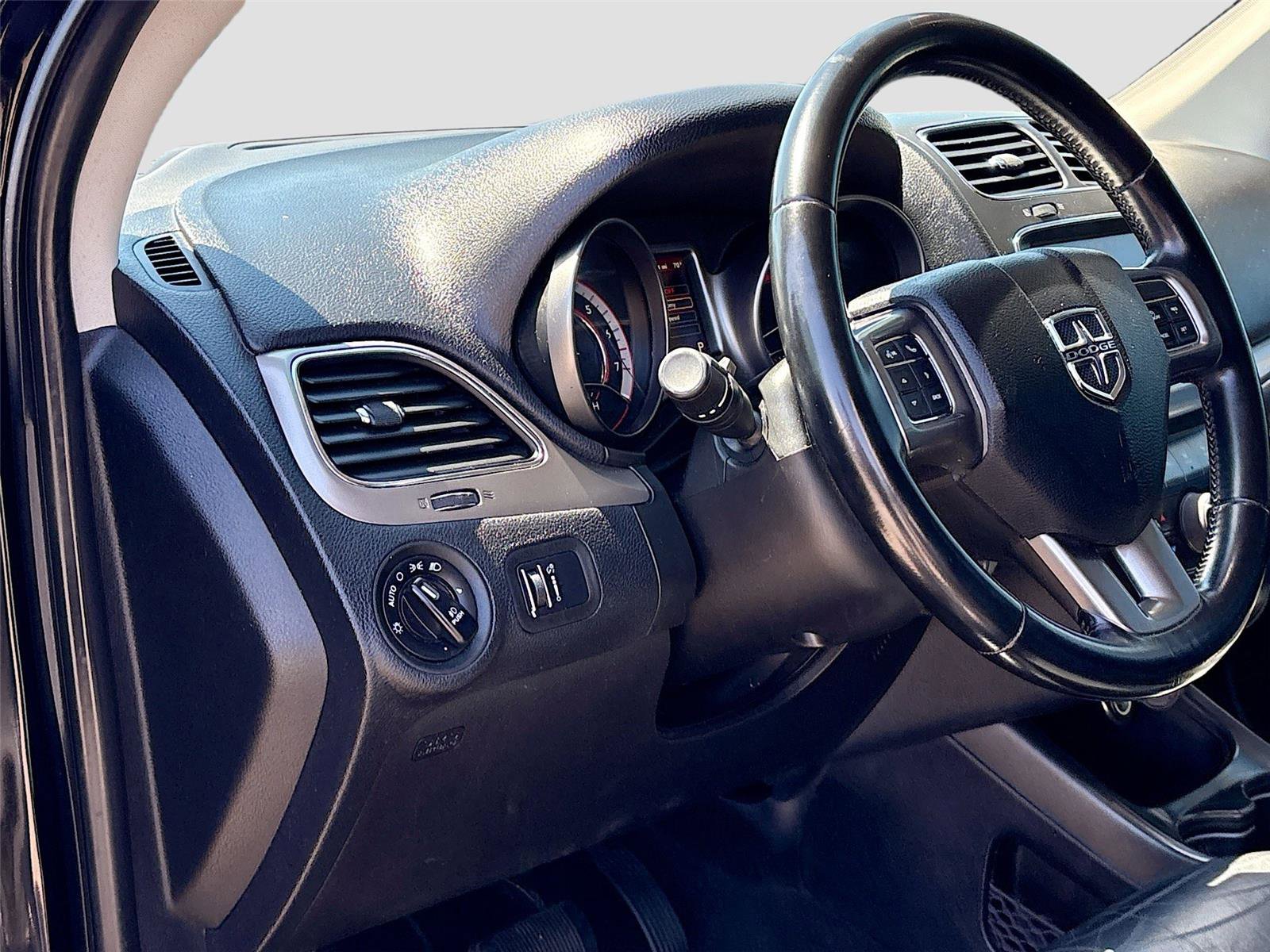 Used 2020 Dodge Journey Crossroad FWD image 10