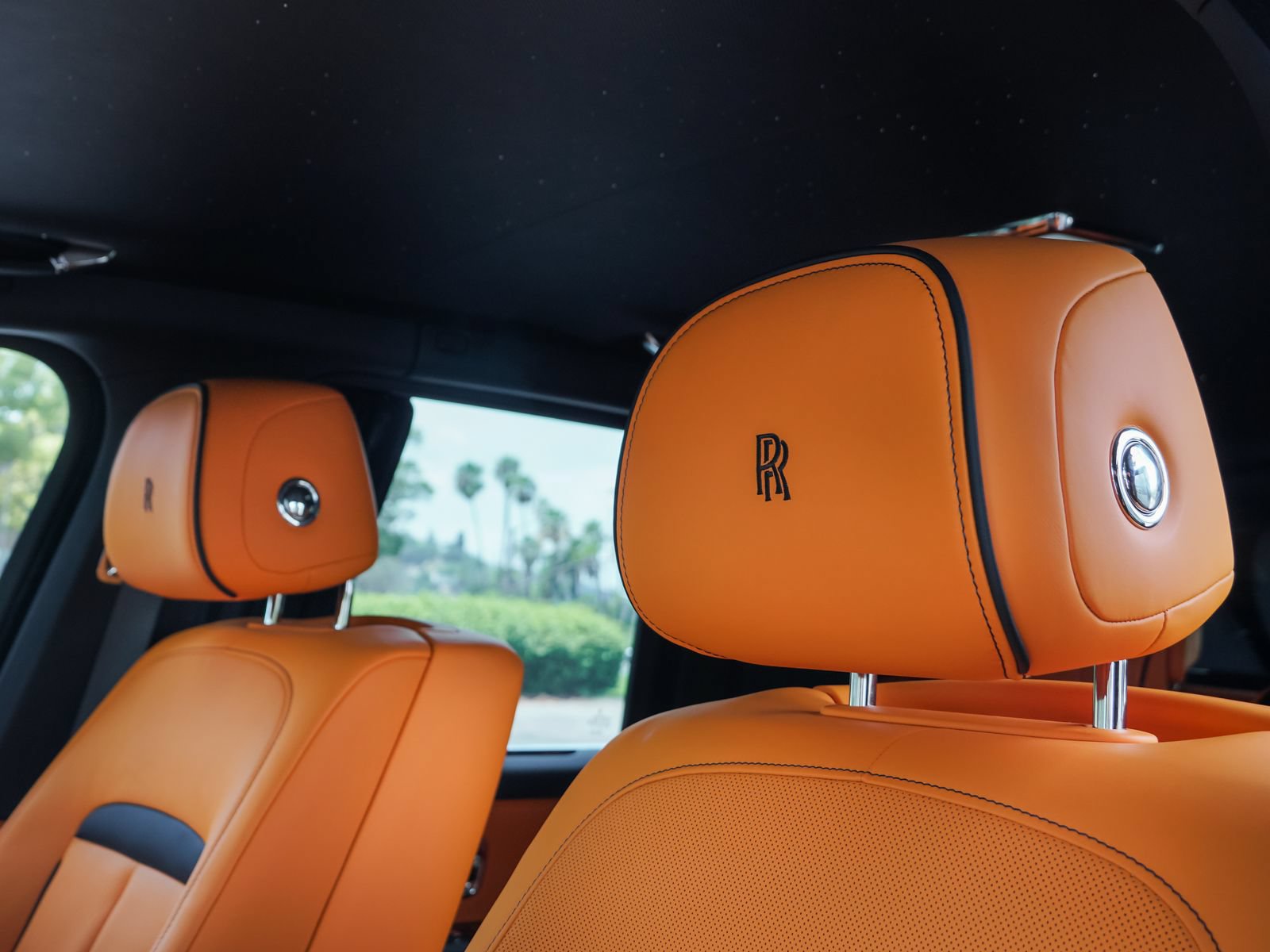 Certified 2022 Rolls-Royce Cullinan w/ Cullinan Package AWD/4WD image 21