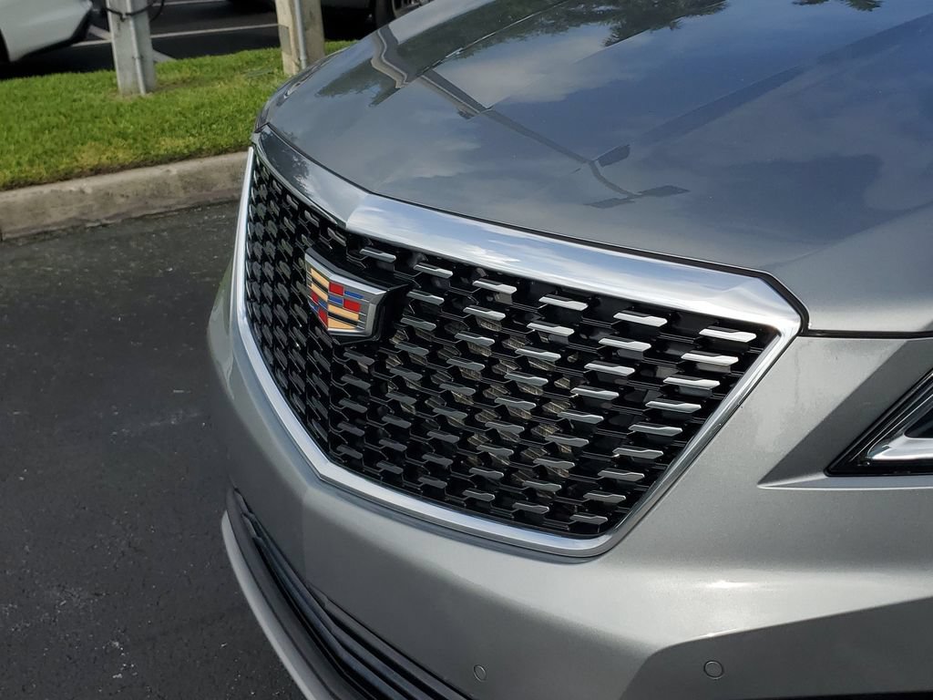 Certified 2024 Cadillac XT5 Premium Luxury w/ Technology Package AWD/4WD image 9