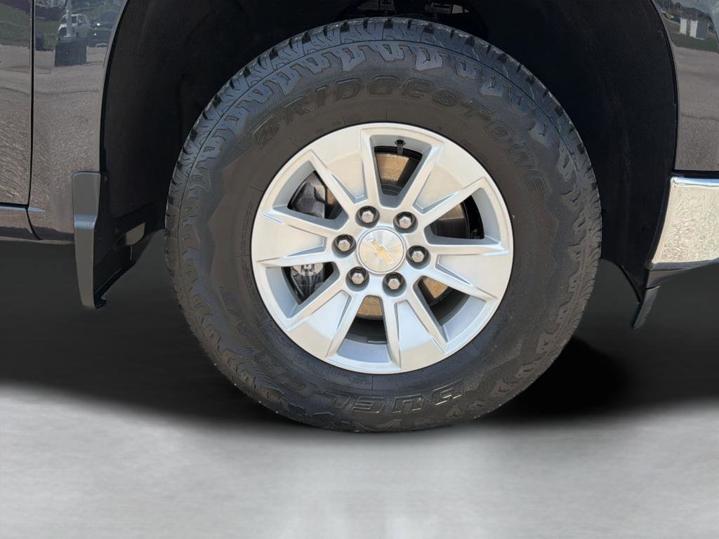 Used 2023 Chevrolet Silverado 1500 LT image 9