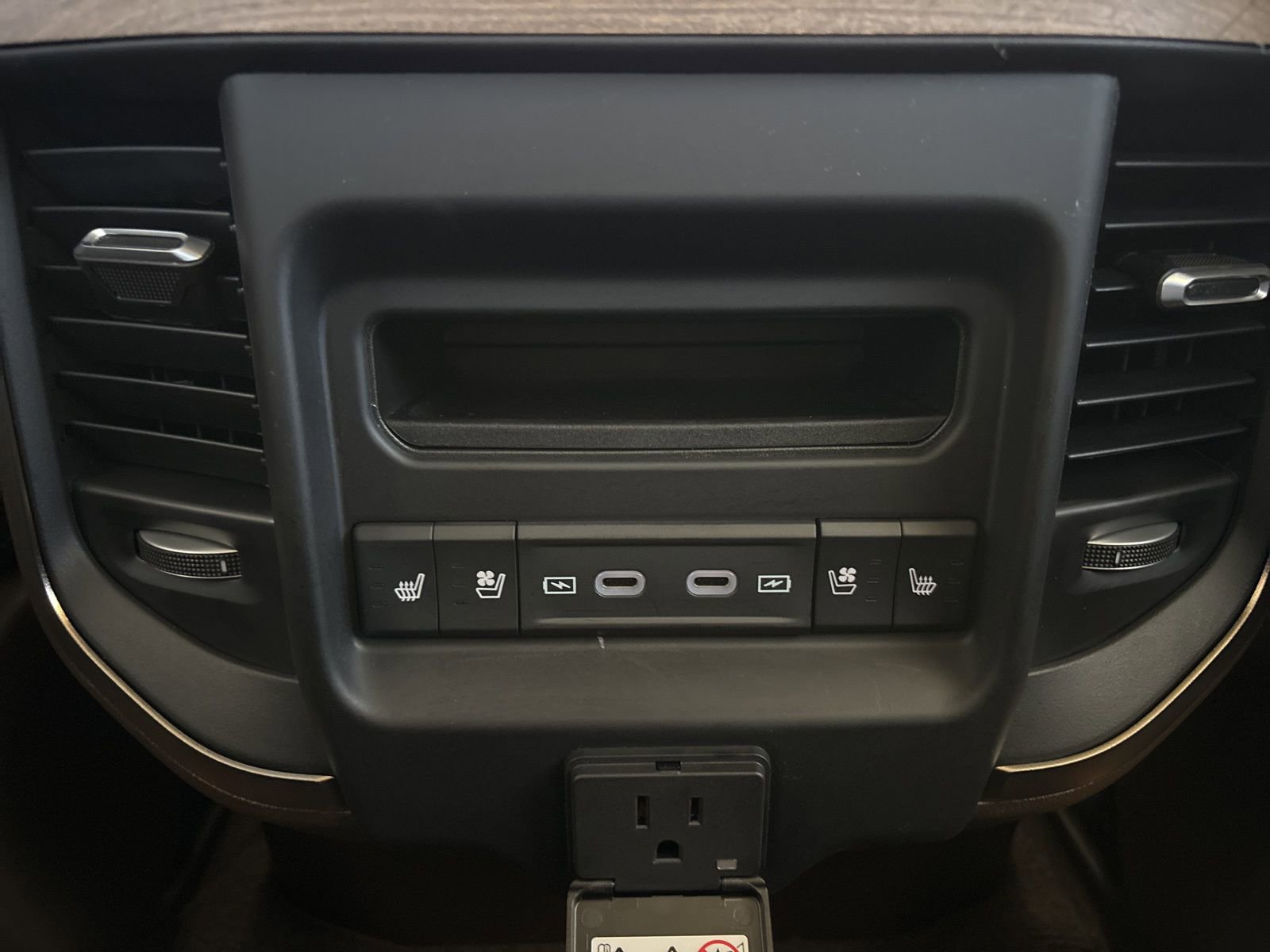 New 2026 RAM 1500 Limited image 21