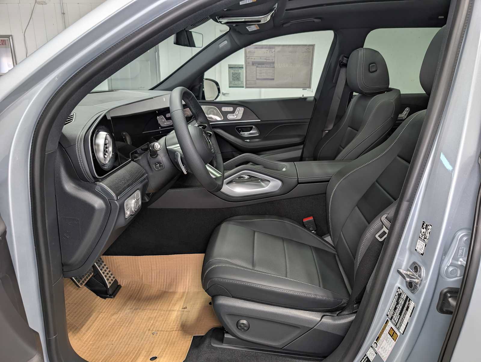 New 2027 Mercedes-Benz GLS 450 4MATIC image 4