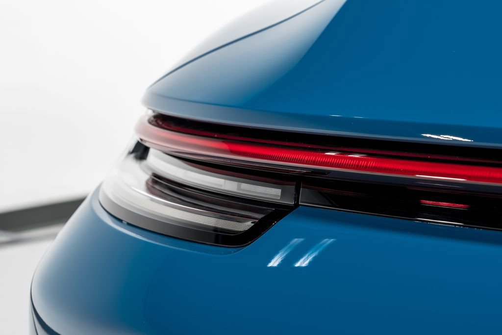 Used 2022 Porsche 911 GT3 RWD image 50