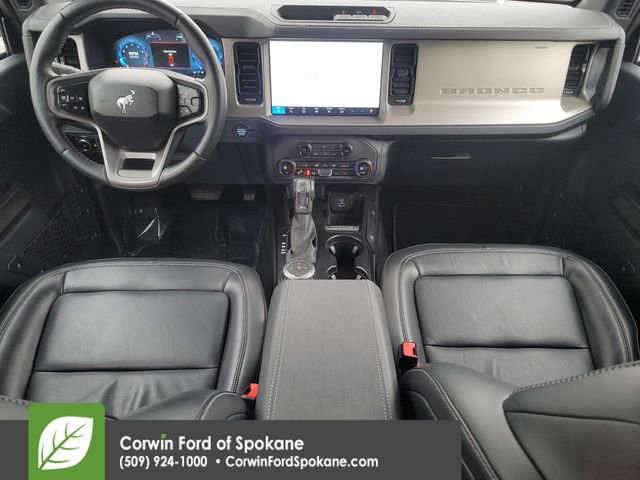Used 2025 Ford Bronco Outer Banks image 16