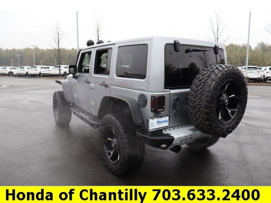 Used 2013 Jeep Wrangler Unlimited Sahara w/ Connectivity Group image 5