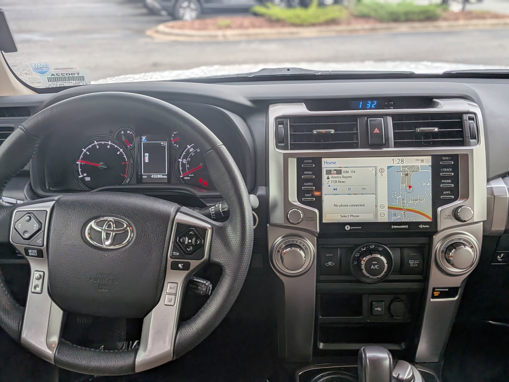 Used 2020 Toyota 4Runner SR5 Premium w/ Moonroof Package AWD/4WD image 18