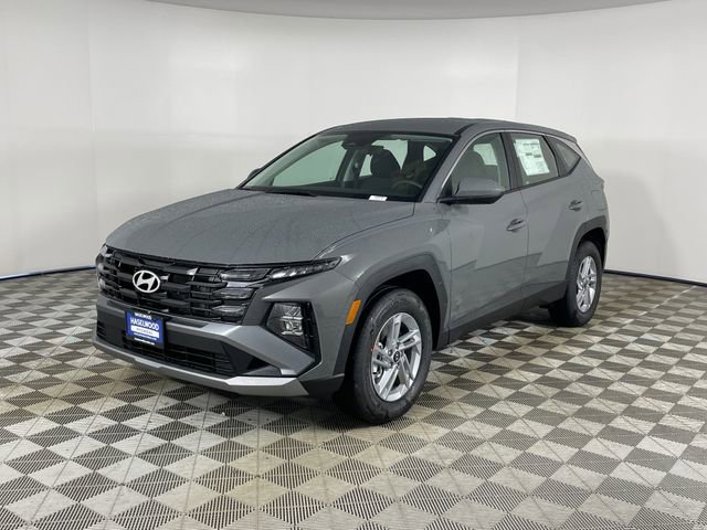 New 2026 Hyundai Tucson SE