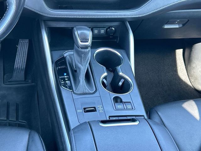 Used 2021 Toyota Highlander XLE image 17