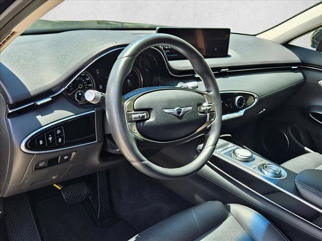 Used 2025 Genesis GV70 2.5T AWD/4WD image 9