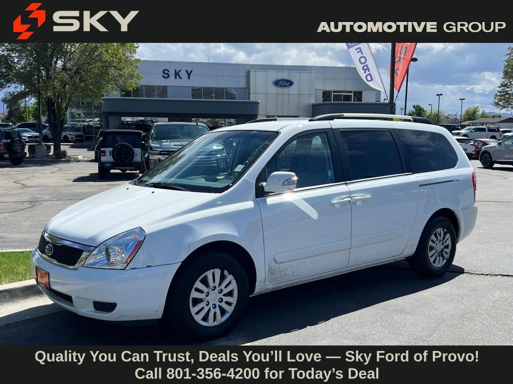 Used 2012 Kia Sedona LX image 1