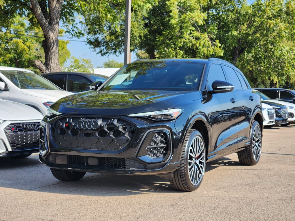 Certified 2025 Audi SQ5 Prestige AWD/4WD image 6