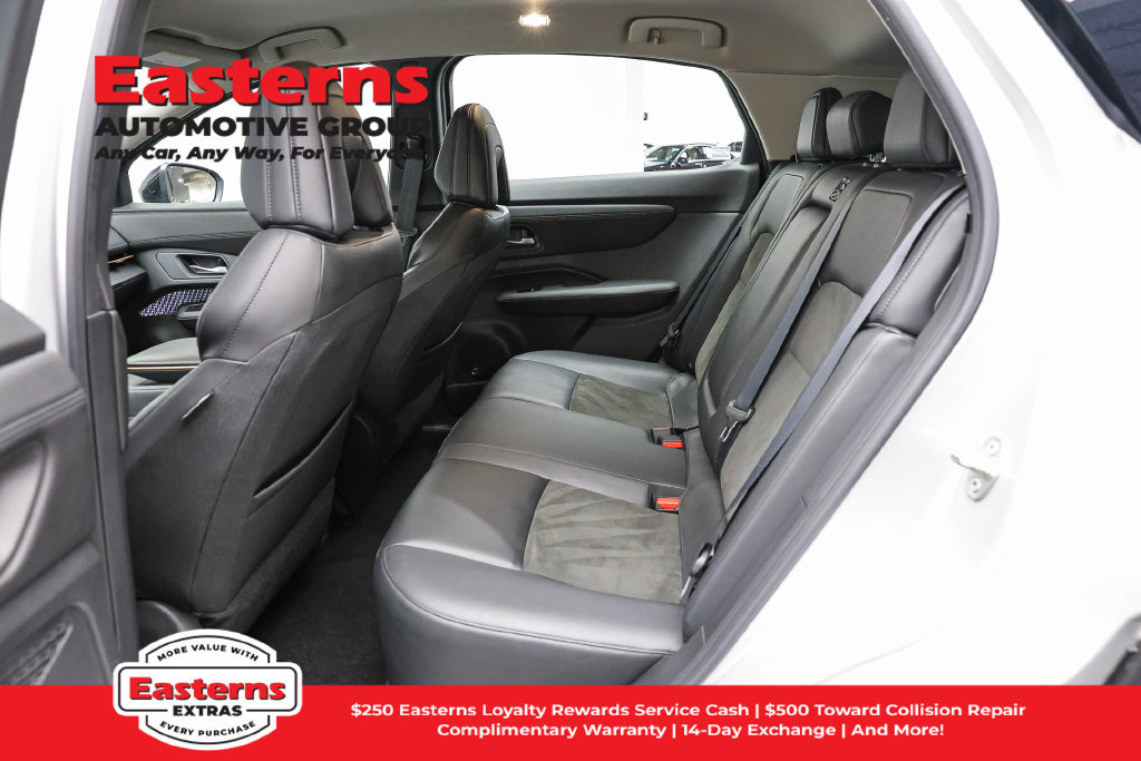 Used 2023 Nissan Ariya FWD image 21