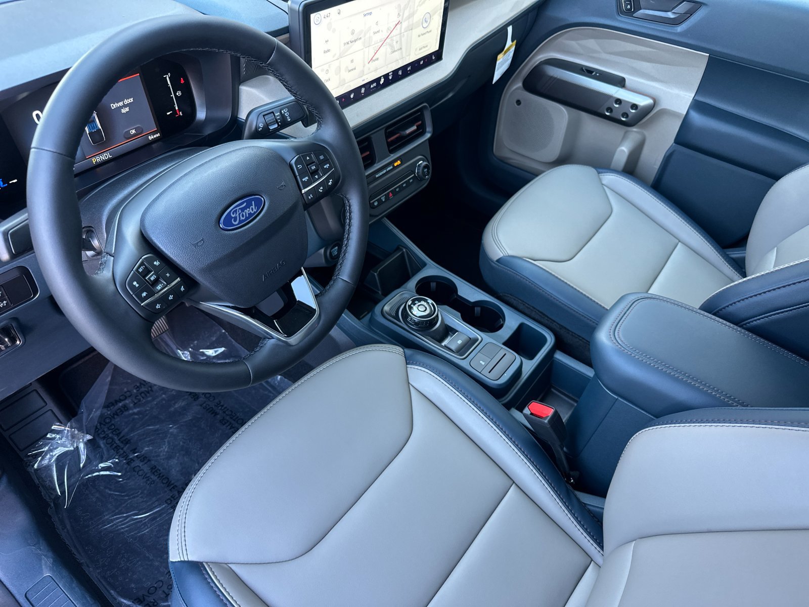 New 2026 Ford Maverick Lariat w/ 4K Tow Package AWD/4WD image 9