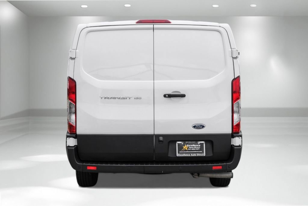 Used 2023 Ford Transit 150 Low Roof RWD image 7