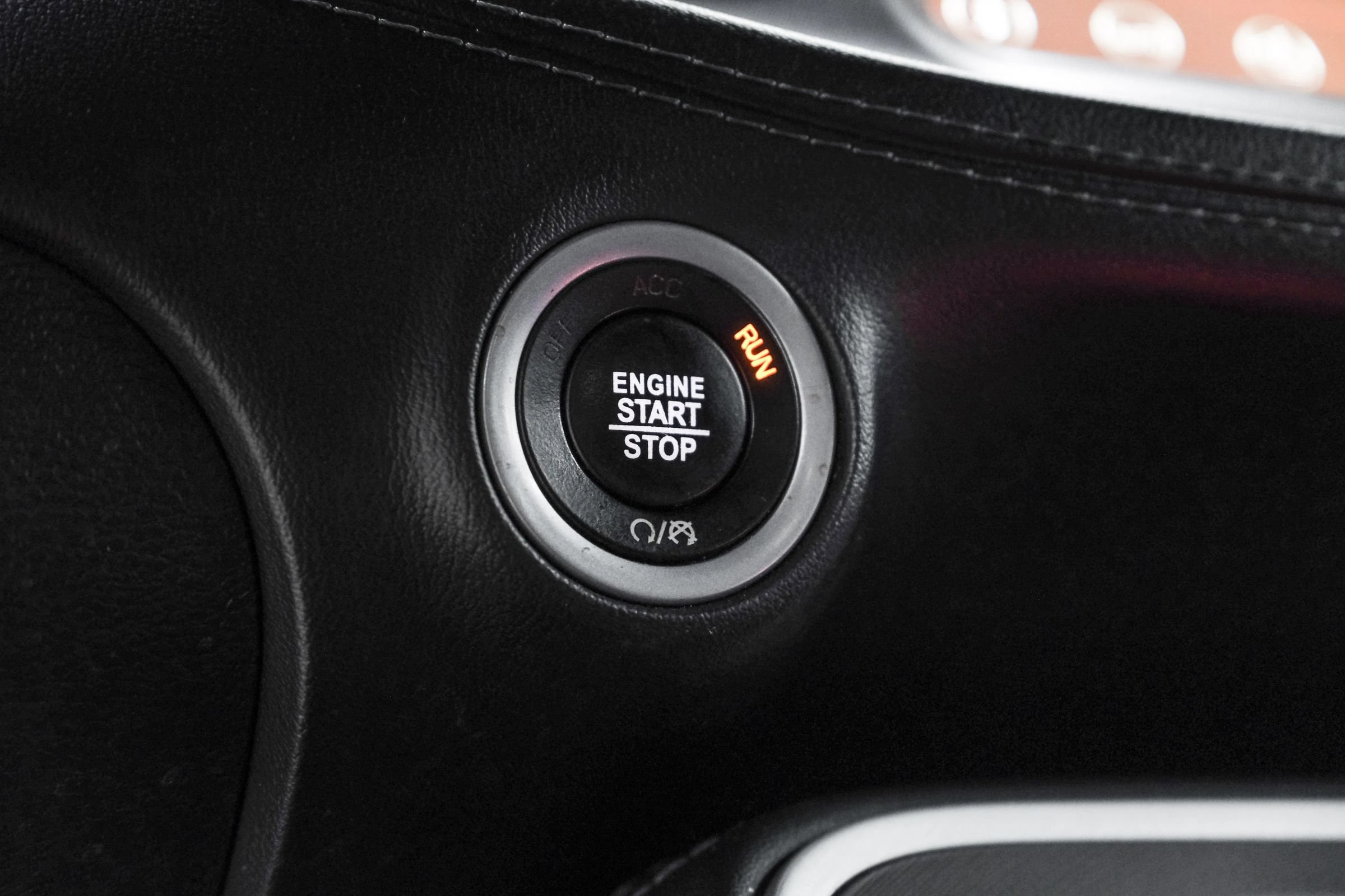 Used 2022 Dodge Challenger SXT w/ Plus Package RWD image 15