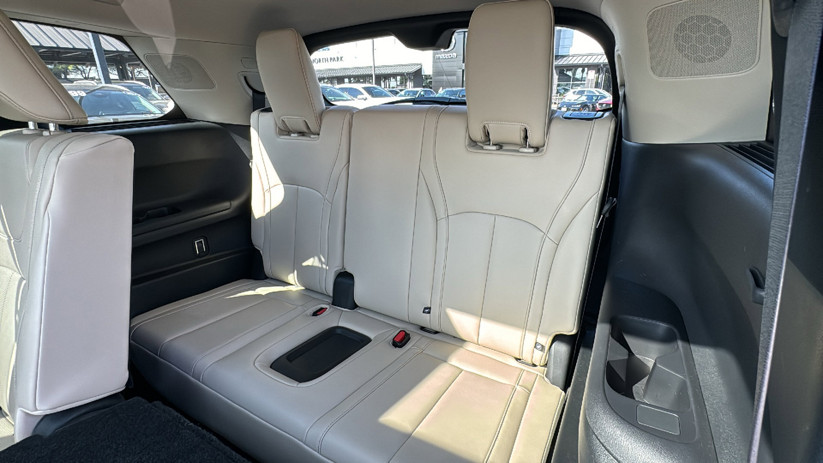 Used 2025 INFINITI QX60 Luxe w/ Vision Package image 19