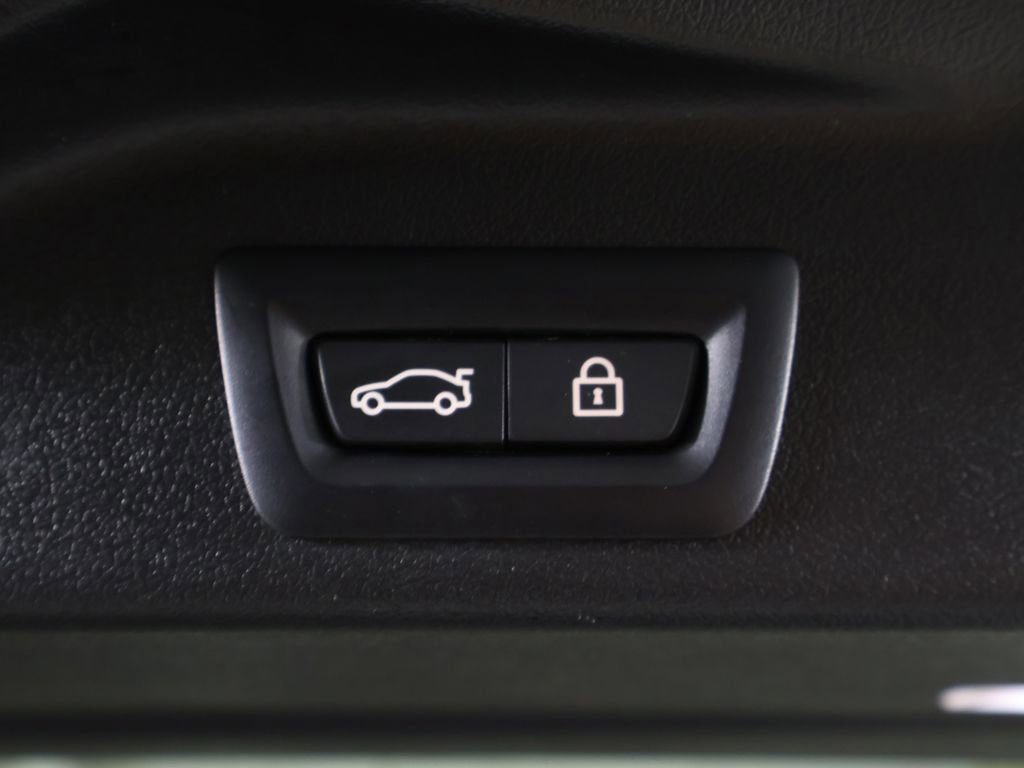 Used 2022 BMW X5 xDrive40i AWD/4WD image 24