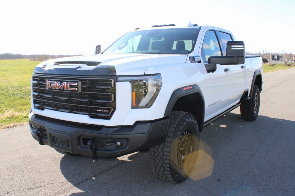 New 2026 GMC Sierra 2500 AT4X image 3
