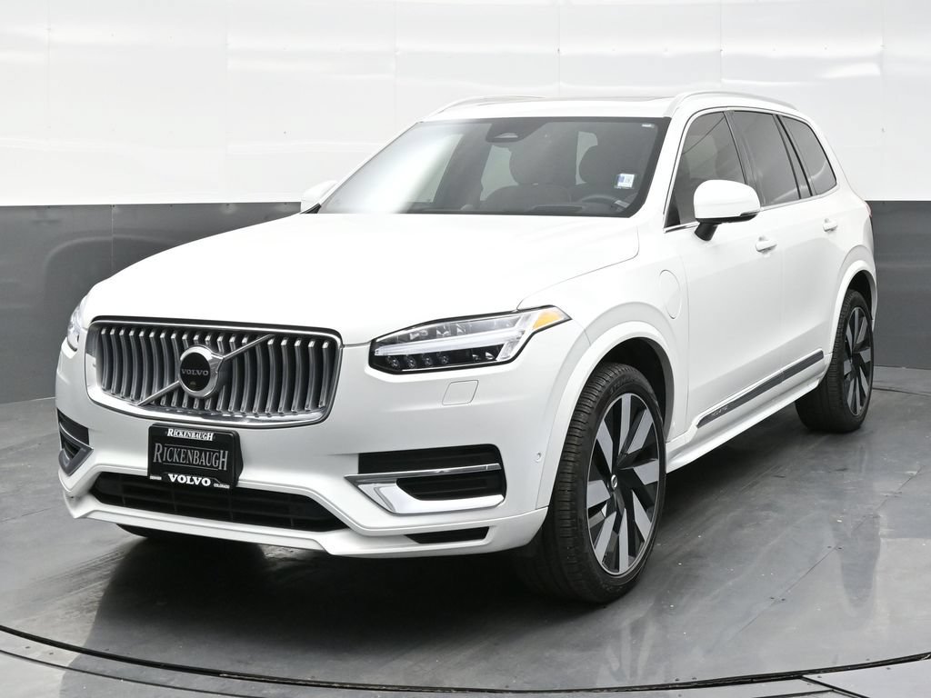 Used 2023 Volvo XC90 T8 Ultimate AWD/4WD image 2