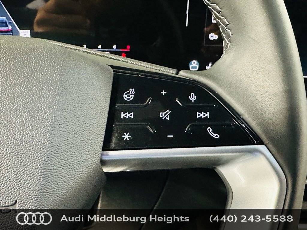 Certified 2025 Audi Q5 Premium w/ Convenience Package image 18