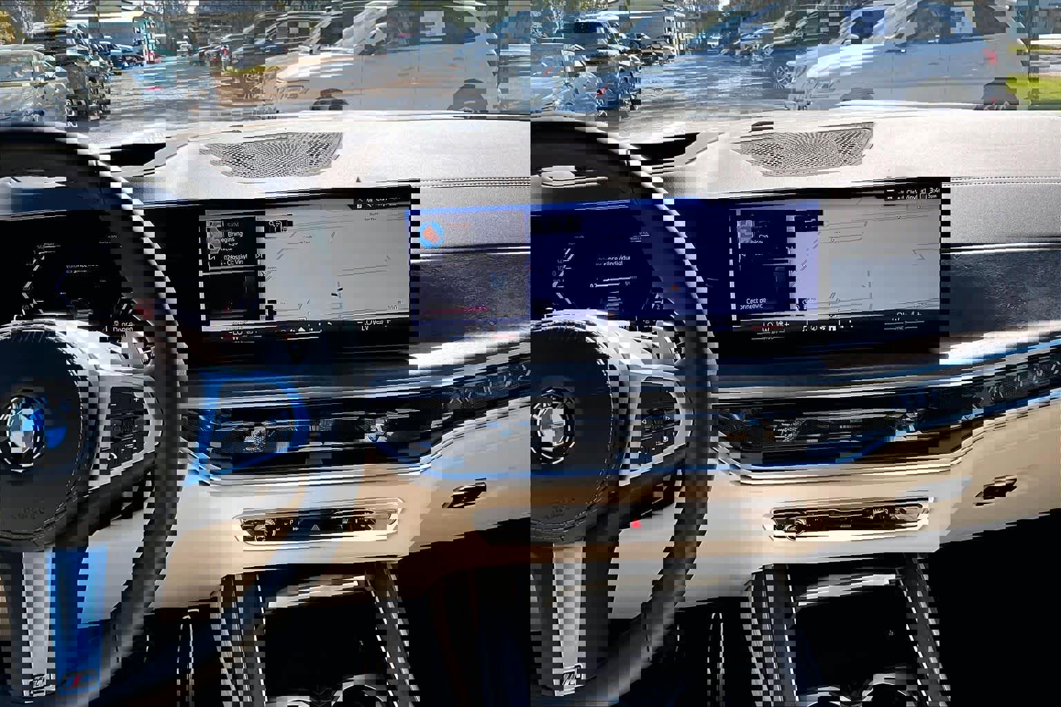 Certified 2025 BMW X7 xDrive40i w/ Executive Package image 7