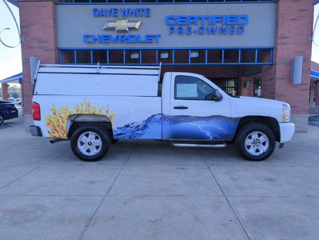 Used 2011 Chevrolet Silverado 1500 LT w/ Interior Plus Package AWD/4WD image 8