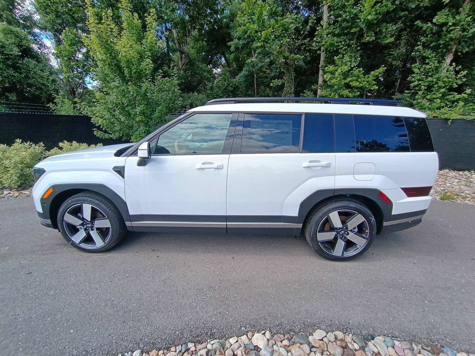 New 2026 Hyundai Santa Fe Limited AWD/4WD image 2