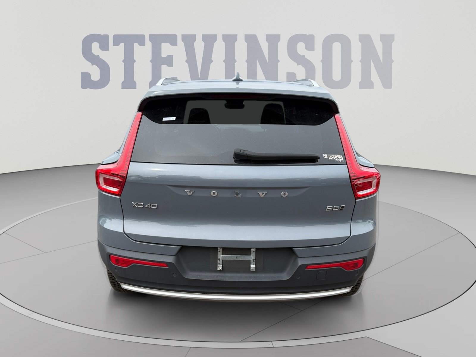 Used 2023 Volvo XC40 B5 Ultimate w/ Climate Package AWD/4WD image 4
