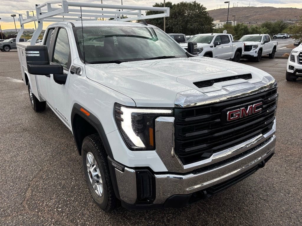 New 2026 GMC Sierra 2500 Pro w/ Convenience Package image 3