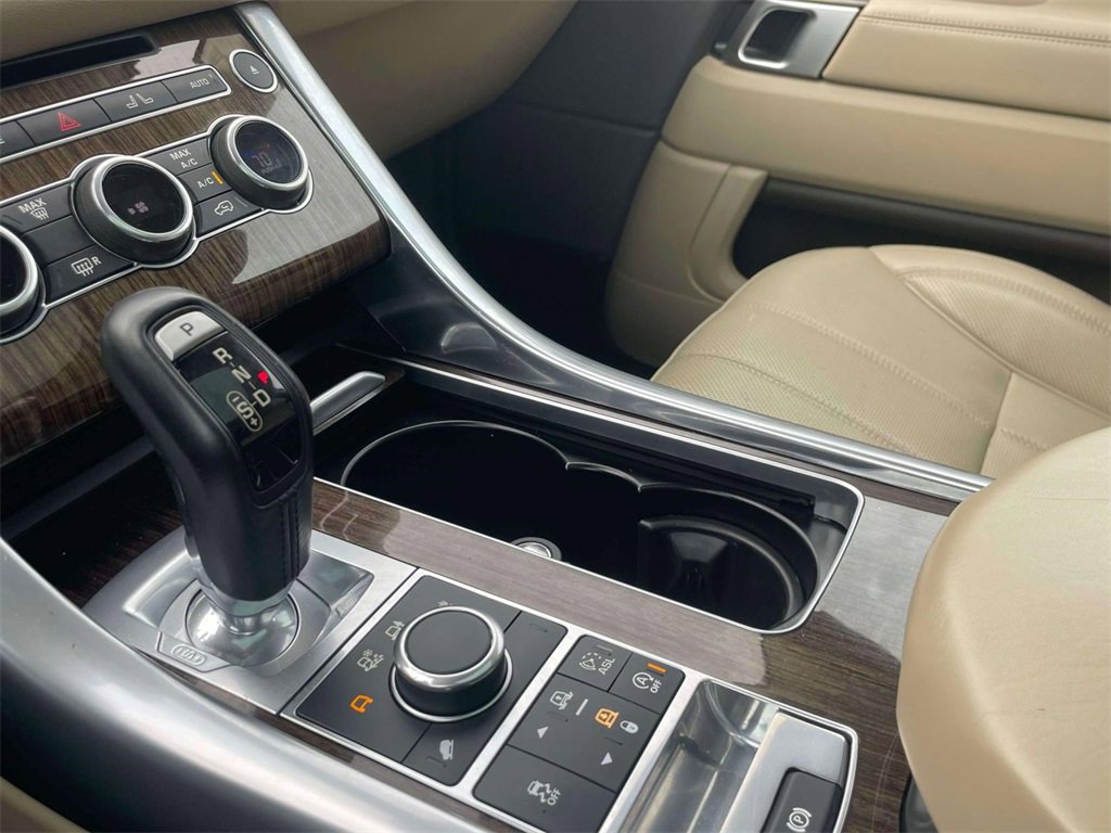 Used 2016 Land Rover Range Rover Sport HSE image 31