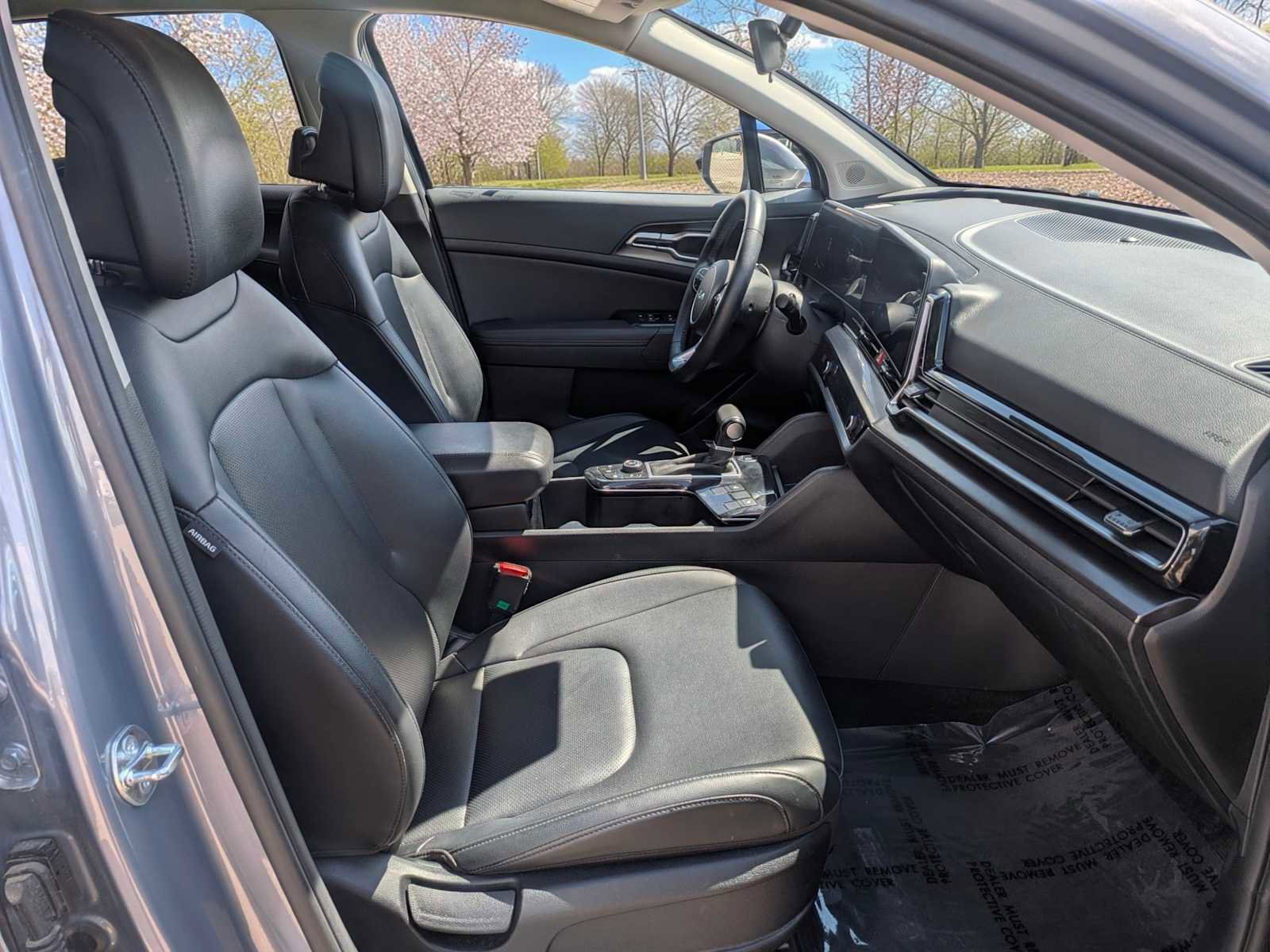 Used 2025 Kia Sportage EX image 20