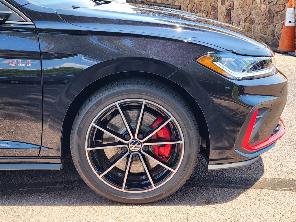 New 2026 Volkswagen Jetta GLI Autobahn FWD image 28