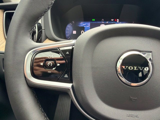 New 2027 Volvo XC60 B5 Ultra AWD/4WD image 22