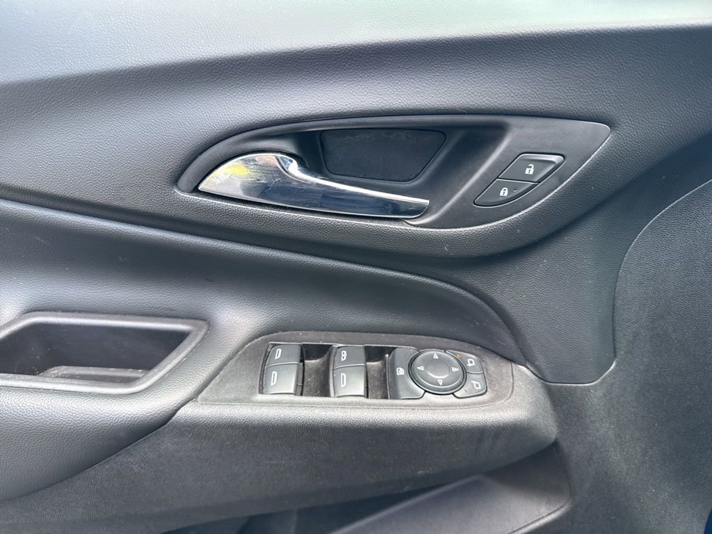Used 2019 Chevrolet Equinox LT image 29