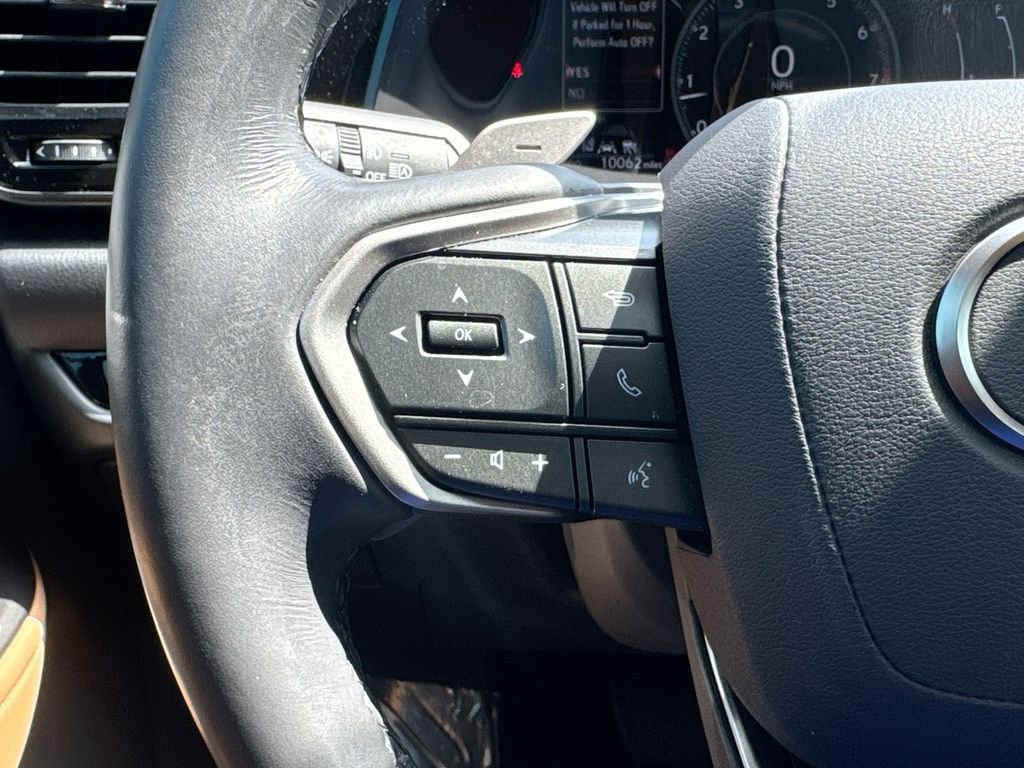 Used 2025 Lexus NX 250 FWD w/ Towing Package (2000 Lbs) image 21