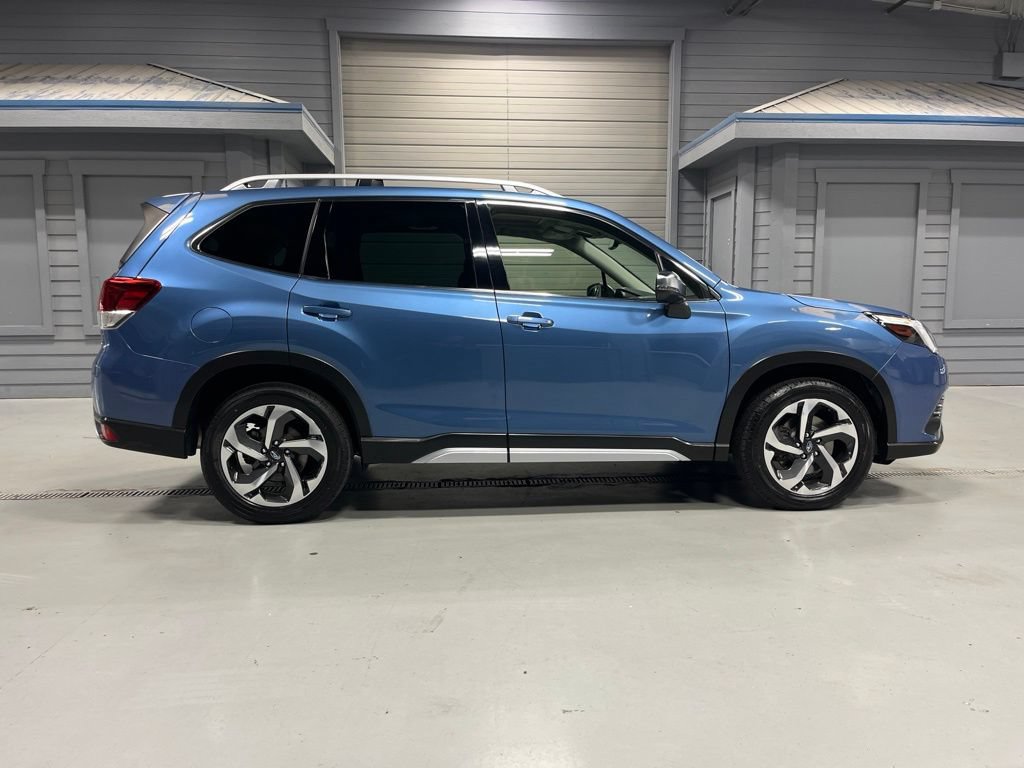 Certified 2022 Subaru Forester Touring AWD/4WD image 10