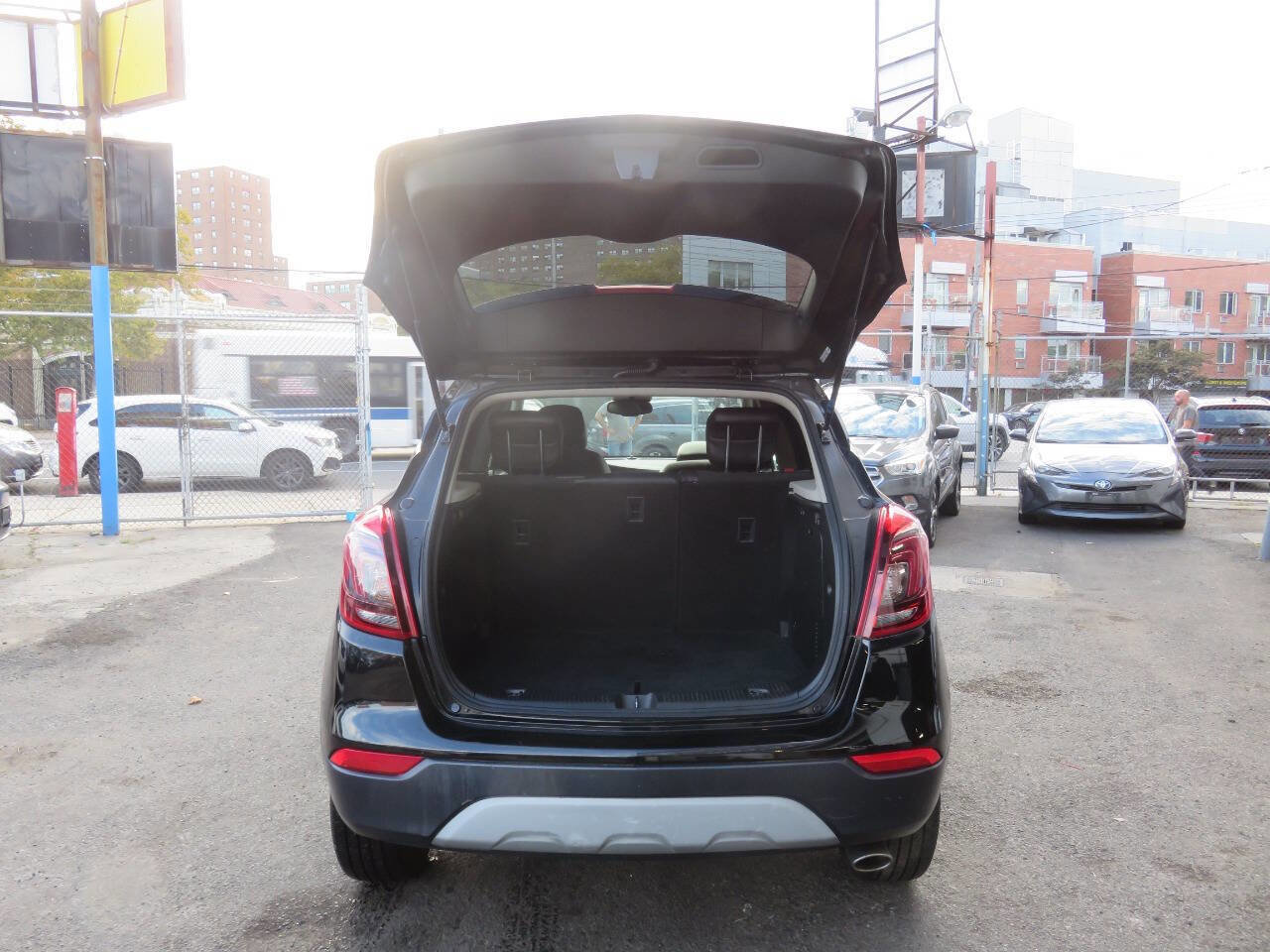Used 2019 Buick Encore Preferred image 21