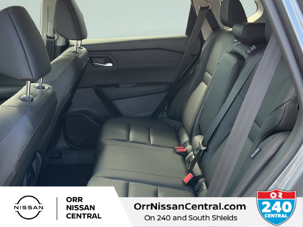 New 2027 Nissan Rogue Dark Armor FWD image 13