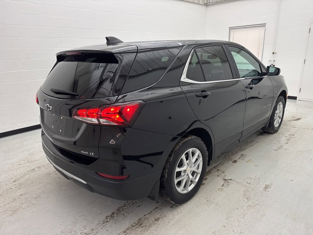 Used 2024 Chevrolet Equinox LT image 9
