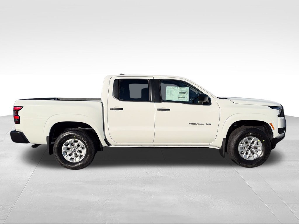 New 2027 Nissan Frontier S w/ Tow Package AWD/4WD image 6