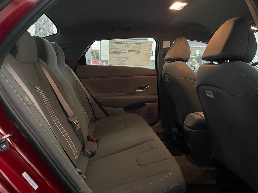 New 2026 Hyundai Elantra Blue image 13