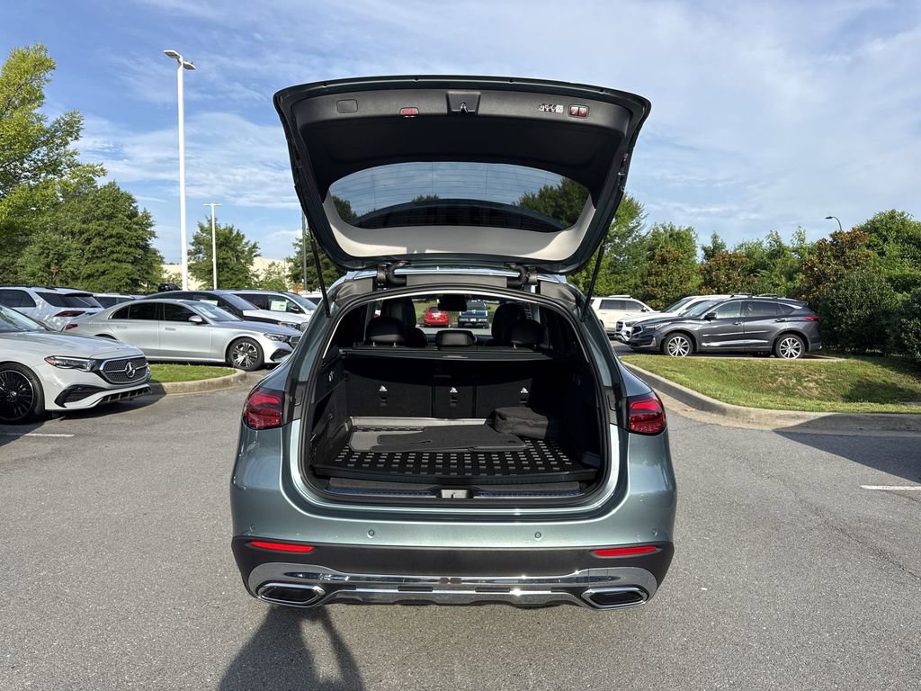 New 2025 Mercedes-Benz GLC 350e 4MATIC image 15